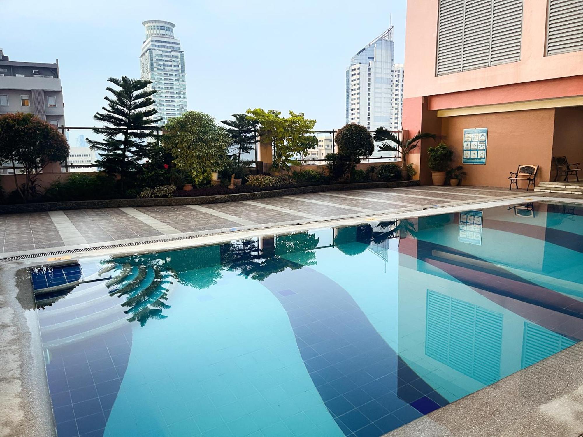 Stunning Sunset Retreat At Eton Bayview Ii 2pax